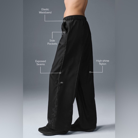 ALO Black Afterglow Wide Leg Track Pants M - Picture 1 of 10